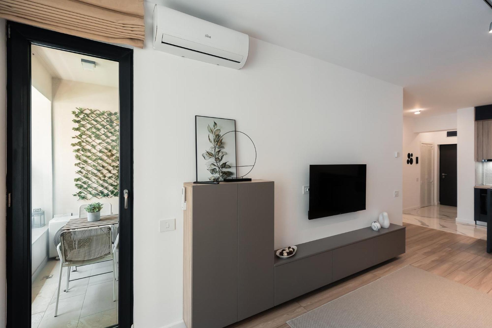 High-end 1br In Pipera W Parking Apartament *